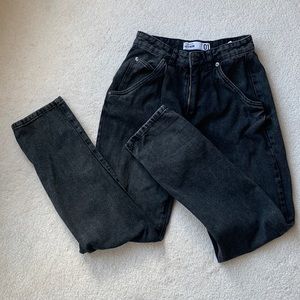 Refuge Denim 80’s Mom Jean